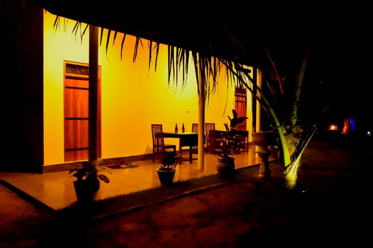 Little Ele Safari Lodge Udawalawe Kültér fotó